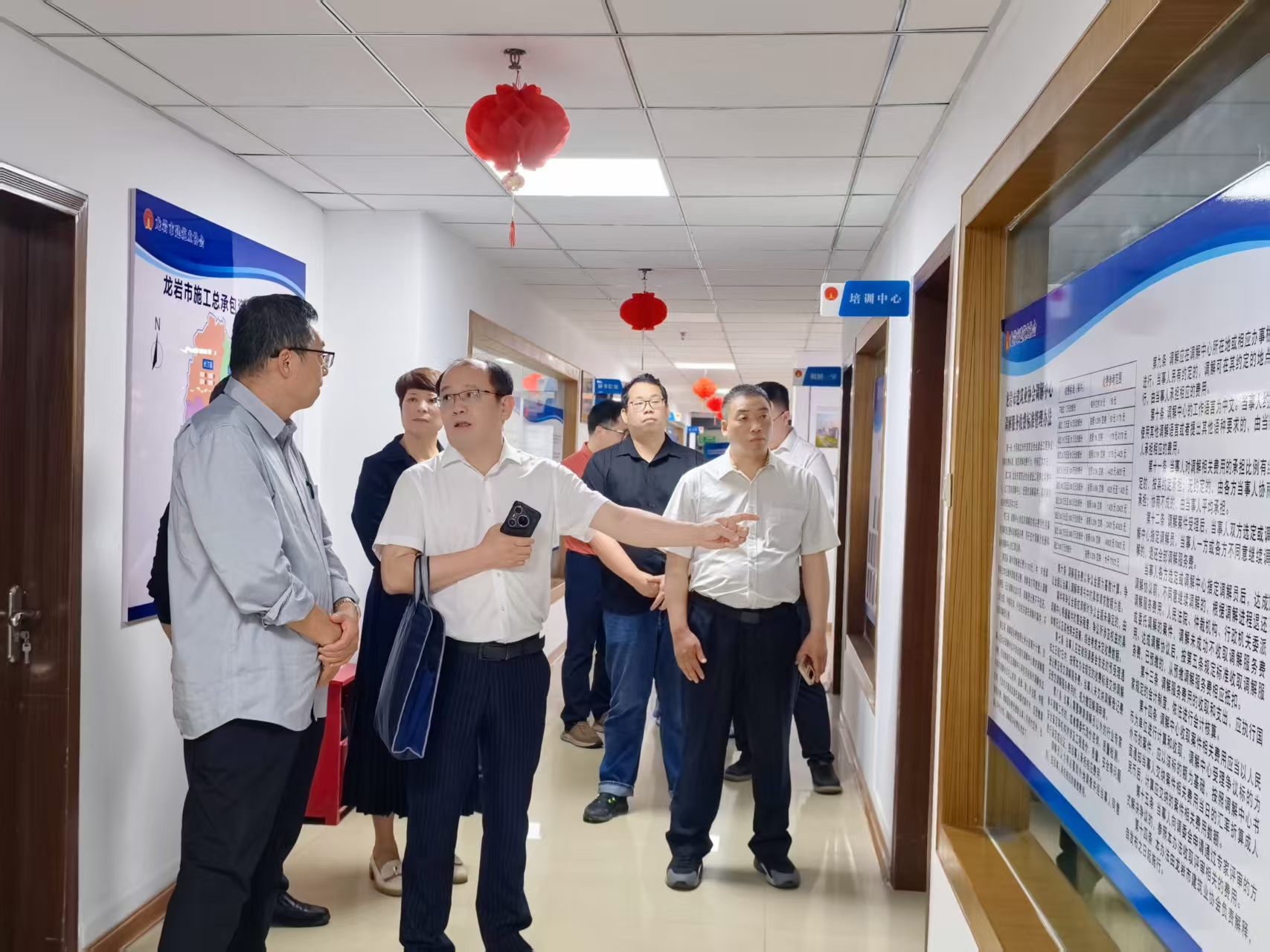 互學(xué)互鑒促提升，攜手共進(jìn)謀發(fā)展—杭州市余杭區(qū)建筑行業(yè)協(xié)會(huì)赴龍巖市建筑業(yè)協(xié)會(huì)交流學(xué)